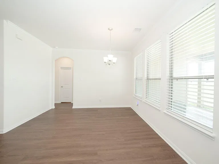 8007 Lehman Rd — Photo 35