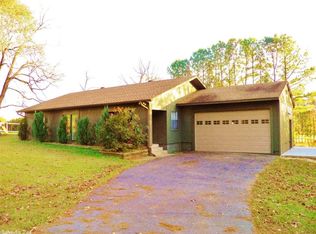 17 Valley Ridge Rd, Conway, AR 72032