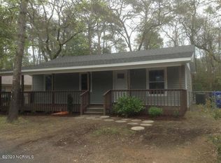 332 NE 56th St, Oak Island, NC 28465