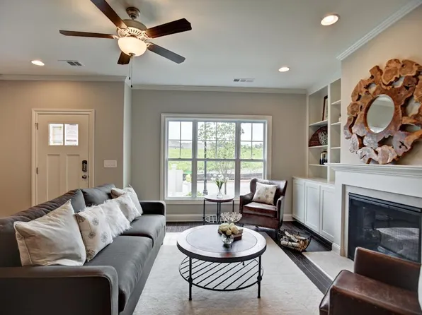 914 Westmoreland Cir NW, Atlanta, GA 30318