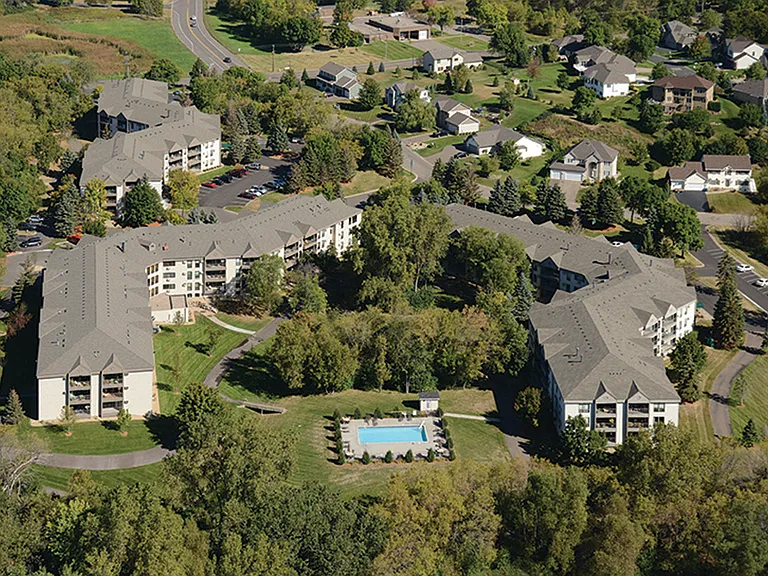 Parkside at Medicine Lake — Photo 15