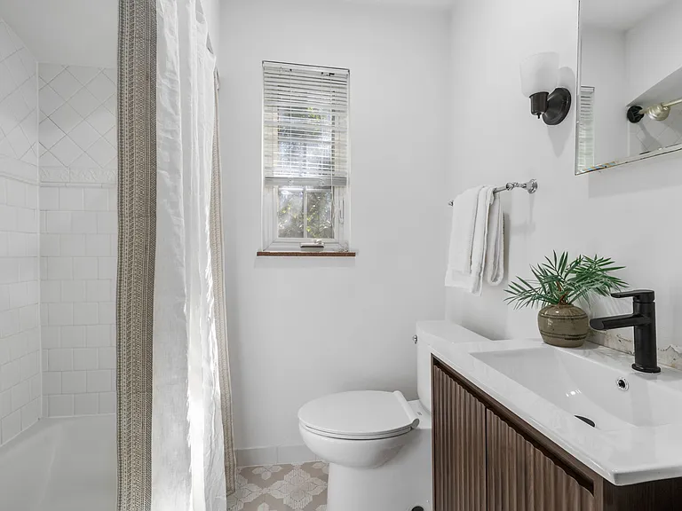 2327 E Livingston Ave #2327 — Photo 23