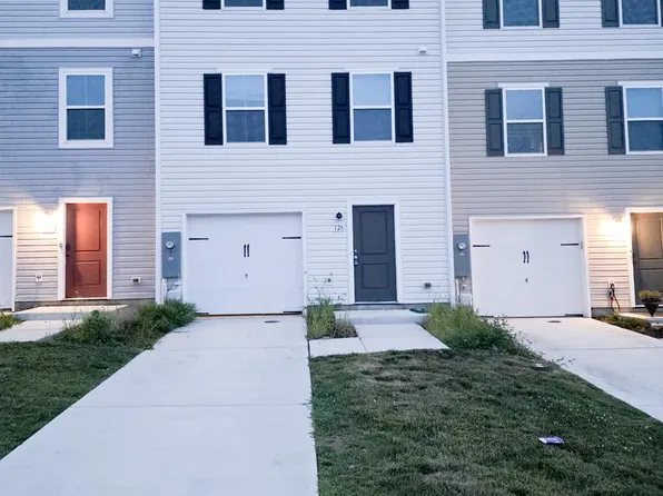 128 Rabbit Rd, Hedgesville, WV 25427