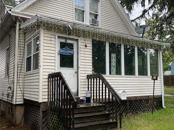 6 Brookdale Avenue, Bloomfield, CT 06002