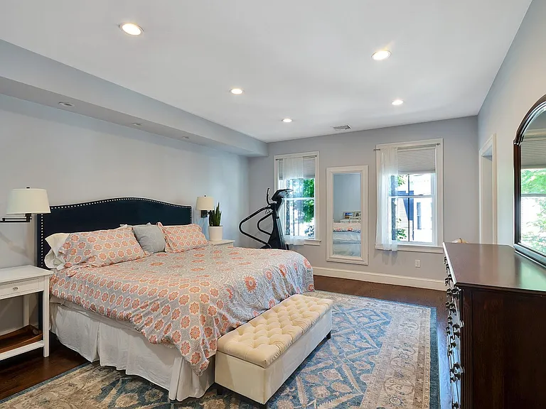 9 Atlantic St — Photo 11