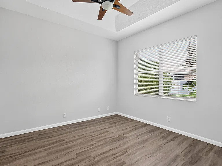 5614 Sunberry Cir — Photo 14