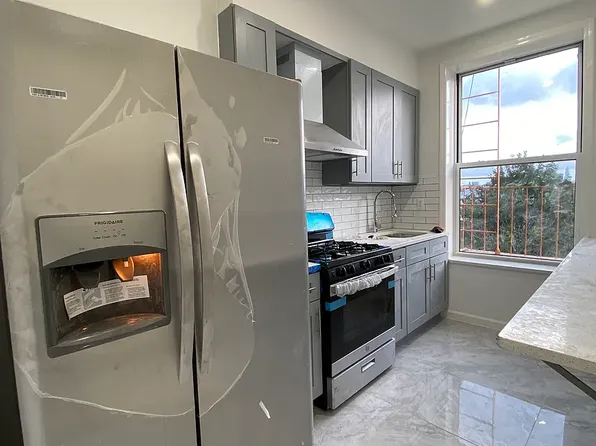 240 Irving Ave APT 4L, Brooklyn, NY 11237