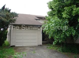 904 SE Olympia Dr, Vancouver, WA 98683