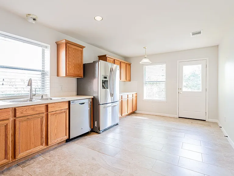3400 Bratton Ridge Xing — Photo 8