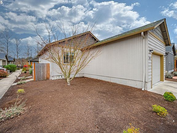 4th image of 3023 Hummingbird Ln