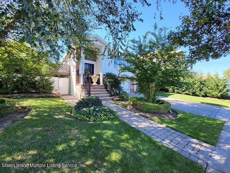 556 Jefferson Blvd Staten Island Ny 10312 Zillow