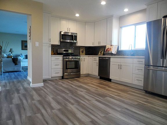 5th image of 1318 Crestridge Dr