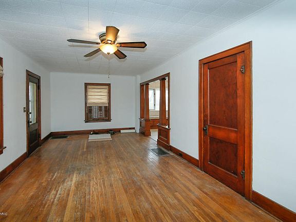 4th image of 31898 29th St