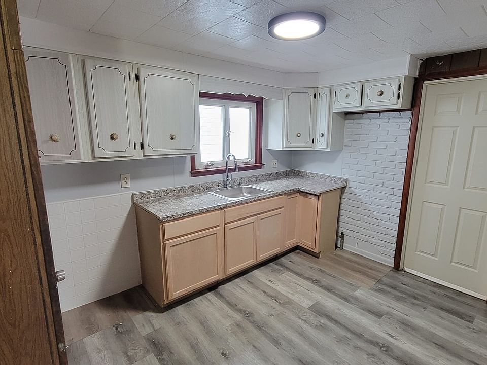 1st image of 113 Mayer Ave