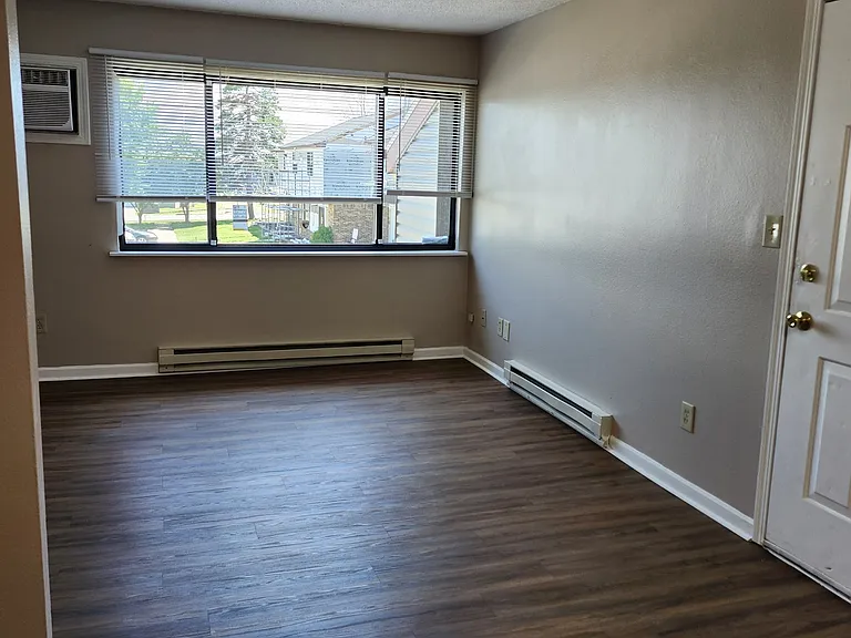 2104 Lincoln Ave — Photo 13