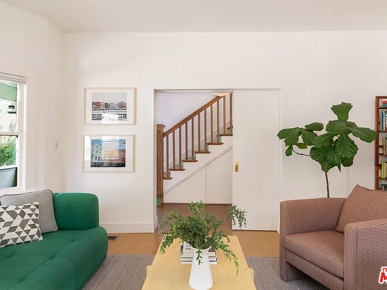 5676 Hub St — Photo 13