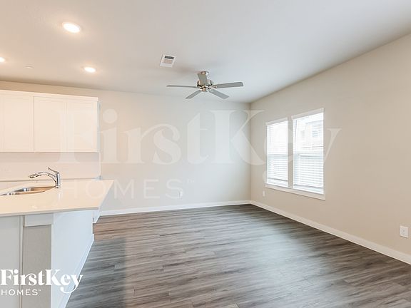 4th image of 18334 W Centro Cir