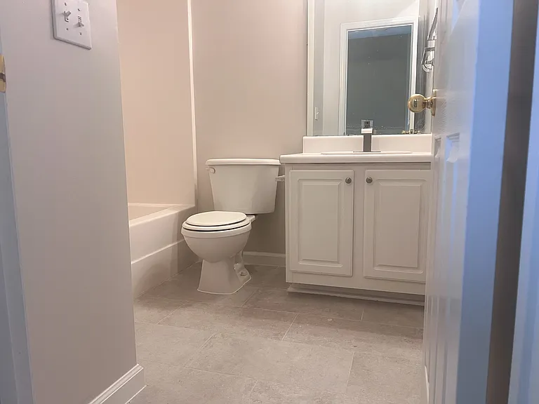 Upstairs Full Bath
