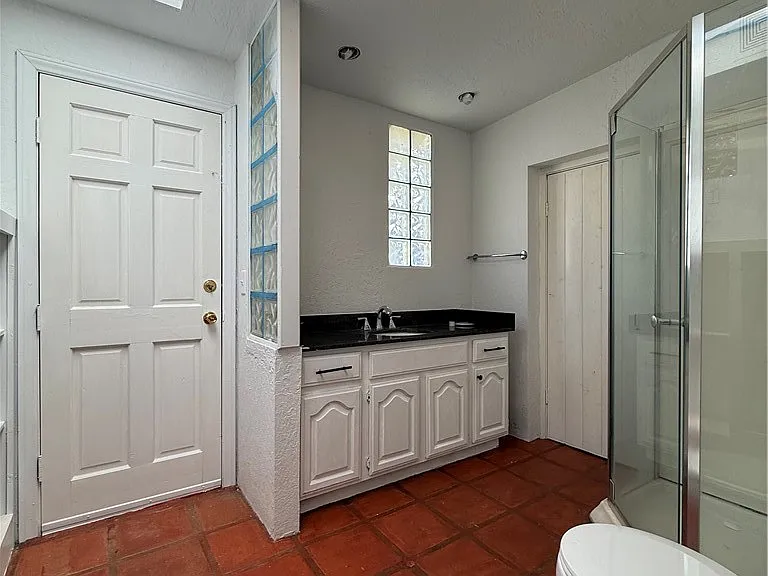 54066 Avenida Velasco — Photo 7