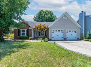 8422 Leeper Dr, Charlotte, NC 28277