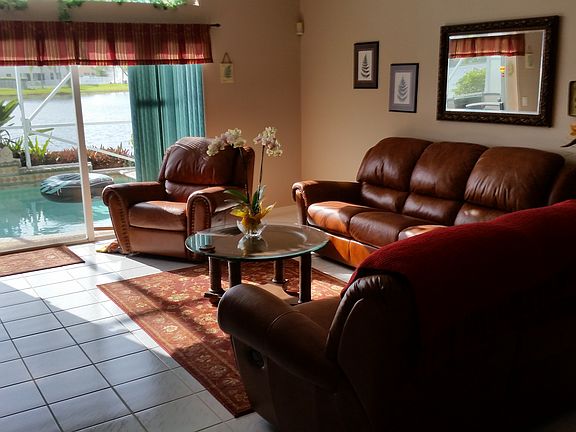 3rd image of 731 Vista Meadows Dr