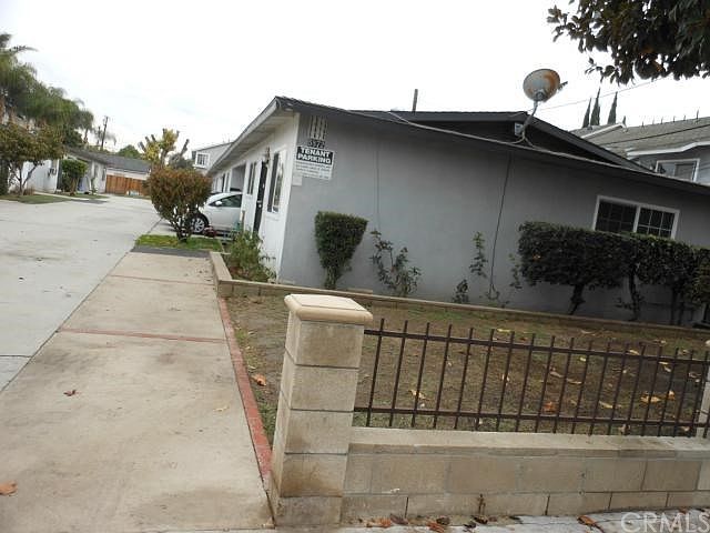 2nd image of 5862 Western Ave