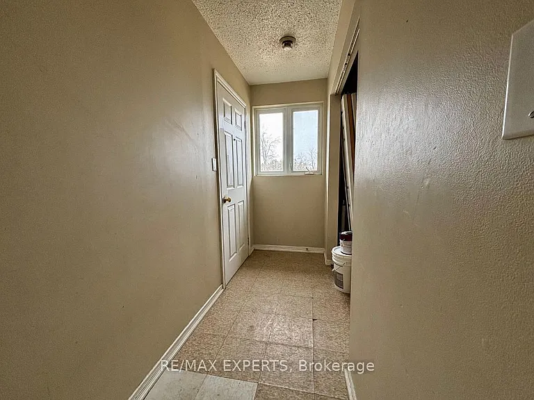5 Ferndale Dr N #2 — Photo 20