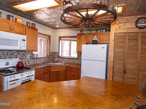 5th image of 33744 W GALLINA Road