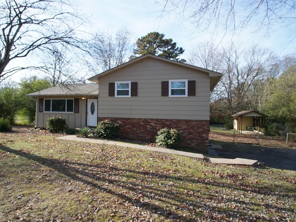 1st image of 1211 Glade Hill Dr