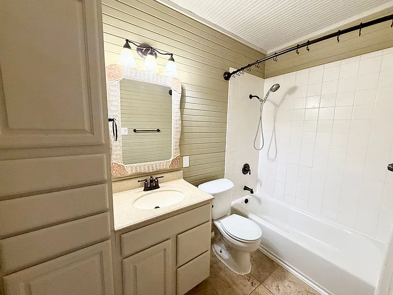 1901 N 28th St — Photo 13