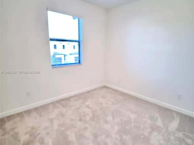 261 SW 159th Way — Photo 9