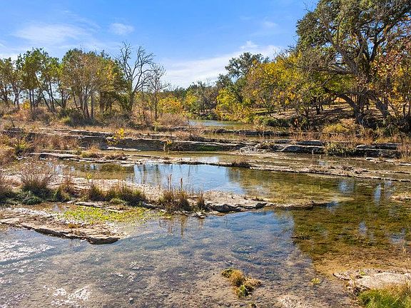 5th image of 1594 Ranch Road 1320