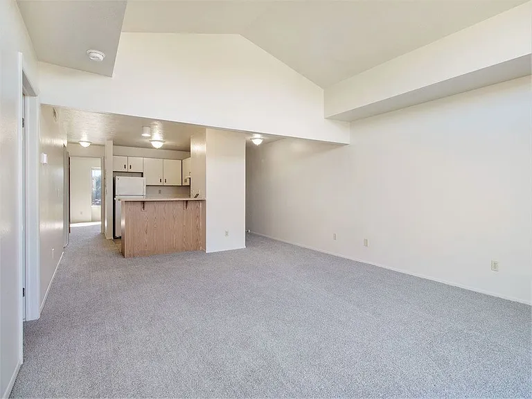 Gull Prairie/Gull Run Apartments and Townhomes — Photo 27