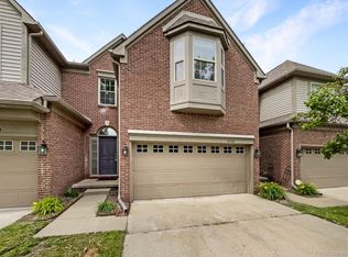 41140 Maplewood Dr #17, Canton, MI
