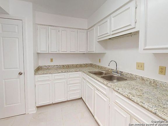 5th image of 165 W Rampart Dr APT 405
