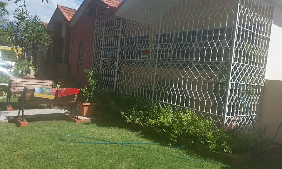 2nd image of Valle Verde 956 Calle Arboleda