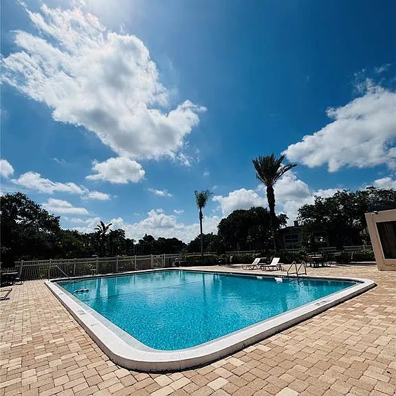 10356 Carrollwood Ln #205 — Photo 2
