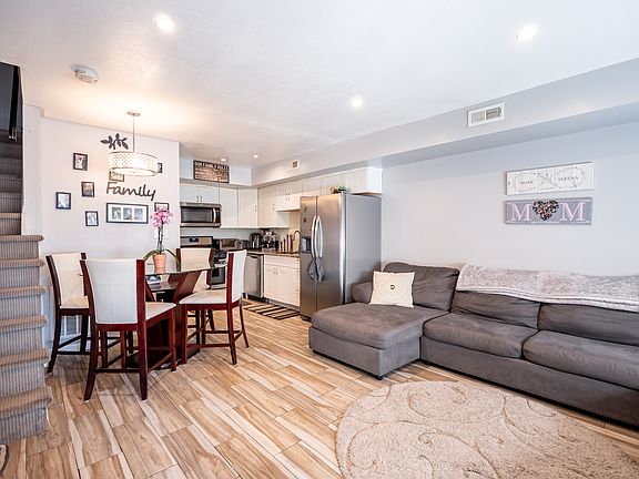 4th image of 78 Wolkoff Ln #1