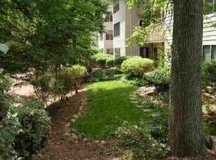209 River Mill Cir, Roswell, GA 30075