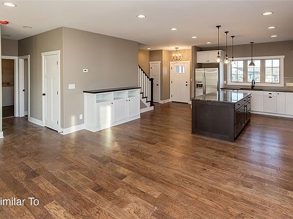4th image of 1050 S Kingswood Ct