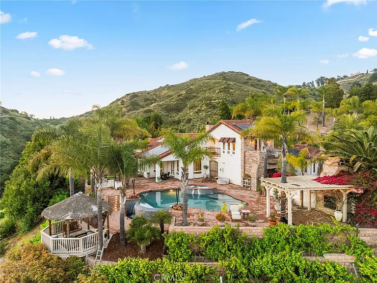 44915 Palladian Ct — Photo 2