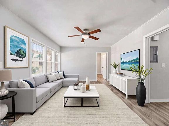 2nd image of 1292 Beecher St SW