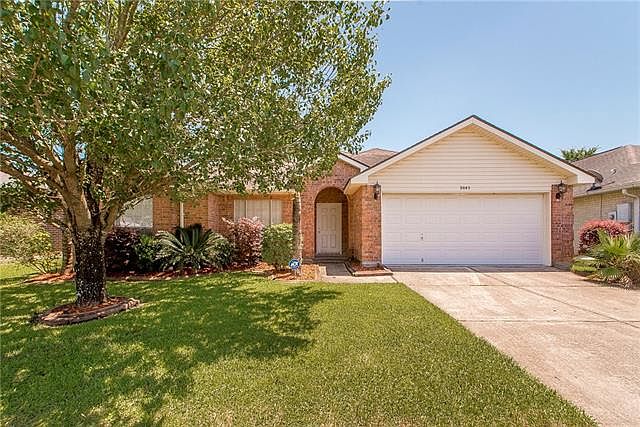 2nd image of 3845 Aspen Dr