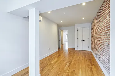 Rented by Venn NY Inc