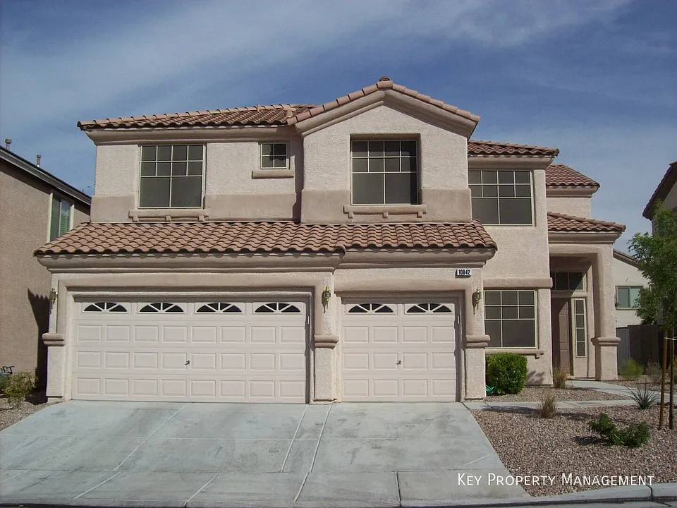 10842 Montasola St