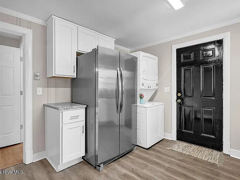 3416 Wilshire Blvd — Photo 12