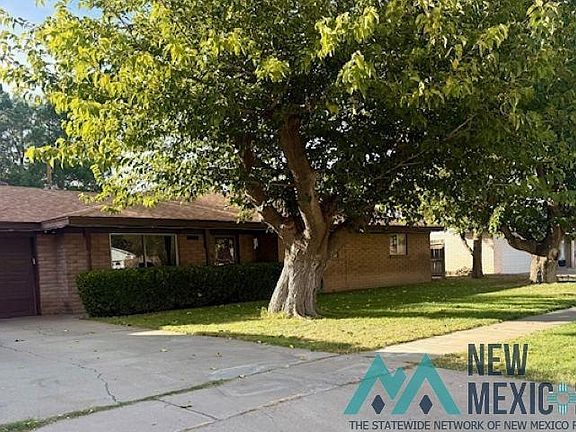 2nd image of 3006 Catalina Dr