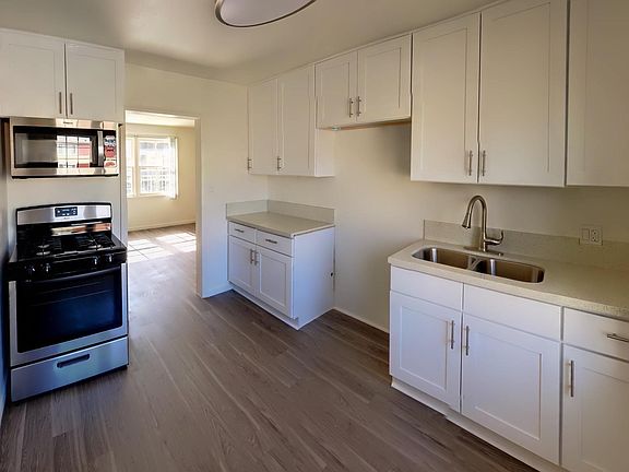 2nd image of 415 S Alexandria Ave APT 8