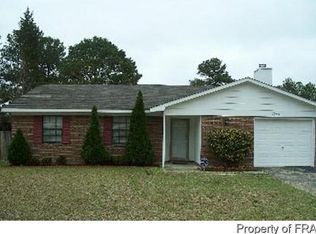 6548 Green Meadow Rd, Fayetteville, NC 28304