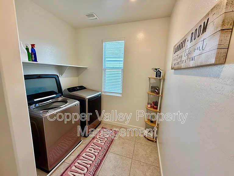 15971 N 74th Ln — Photo 8
